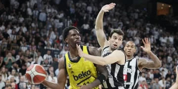 TBF’den, Beşiktaş ve Fenerbahçe’ye para cezası!