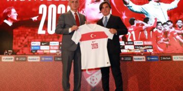 TFF, Montella ile sözleşmesini 2 yıl uzattı!