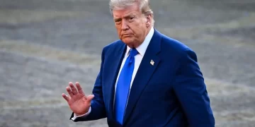 Trump Venezuela’ya karşı askeri seçenekleri masada tutuyor Trump açıkladı: Ateşkes gayet iyi gidiyor, onlarla gurur duyuyorum
