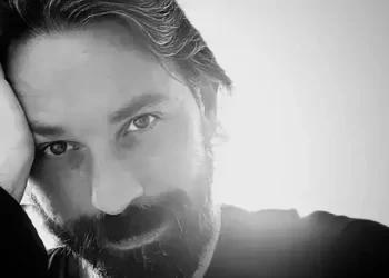 Yezdan Kayacan kimdir? Kaç yaşında ve neden vefat etti? Yezdan Kayacan kimdir? Kaç yaşında ve neden vefat etti?