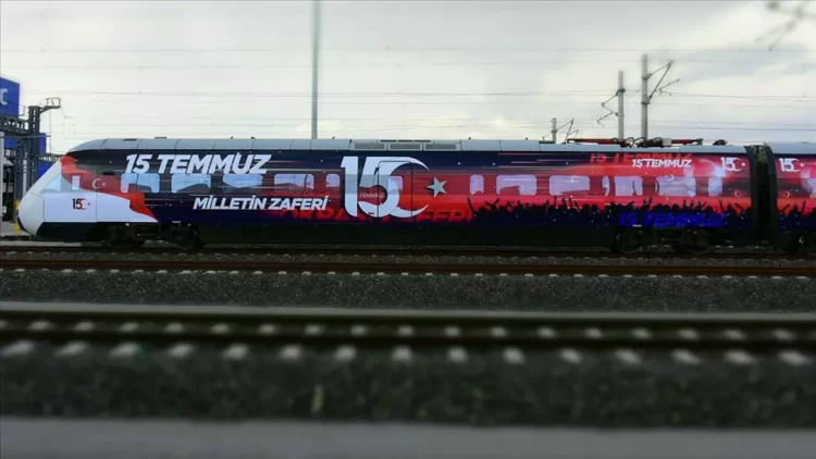 Ulaştırma ve Altyapı Bakanı Abdulkadir Uraloğlu, 15 Temmuz Demokrasi ve Milli Birlik Treni’nin 14 Temmuz’da bir kez daha raylara ineceğini açıkladı.