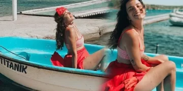 Aslı Bekiroğlu ve sevgilisi Çeşme’de dudak dudağa görüntülendi!