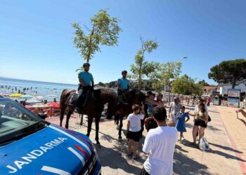 Atlı Jandarma Timleri Orman Yangınlarına ve Boğulmalara Karşı Görevde