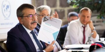 Bakan Tekin eğitim gündemine ilişkin soruları yanıtladı