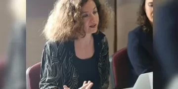 Leman’a yapılan saldırıya tepki gösteren Barış Akademisyeni Aslı Aydemir tutuklandı