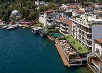 İstanbul Boğazı’ndaki kaçak yapılar için yıkım kararında ilk durak Baylan Pastanesi