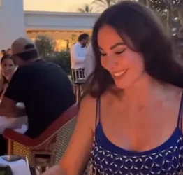 Defne Samyeli yeni yaşına Cannes’de girdi!