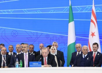 Erdoğan: İklim krizinin menfi etkilerinin en yoğun hissedildiği bölgelerin başında geliyoruz Erdoğan: İklim krizinin menfi etkilerinin en yoğun hissedildiği bölgelerin başında geliyoruz