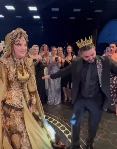 Kadir Ezildi Gamze Turkmen kina gecesi2 habermeydan