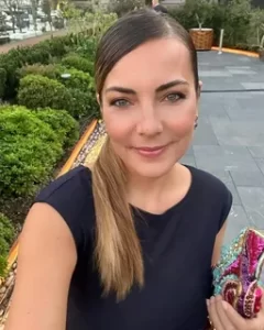 Oyuncu Burcu Kara ates puskurdu1 habermeydan
