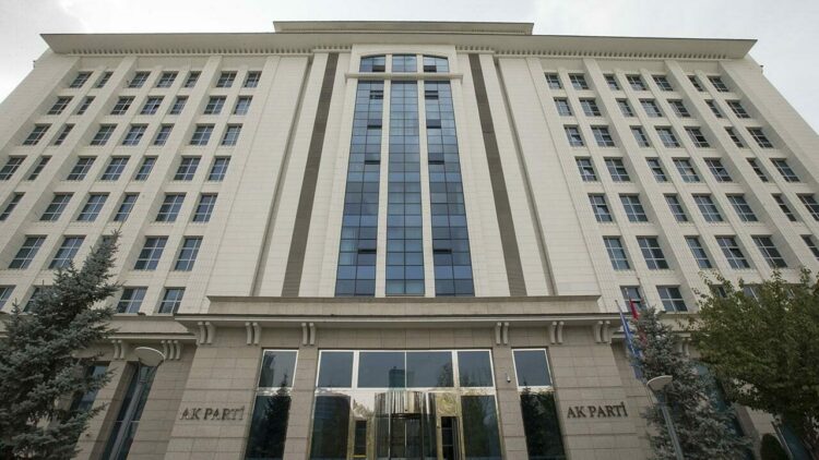 AK Parti Kızılcahamam kampını başlattı.