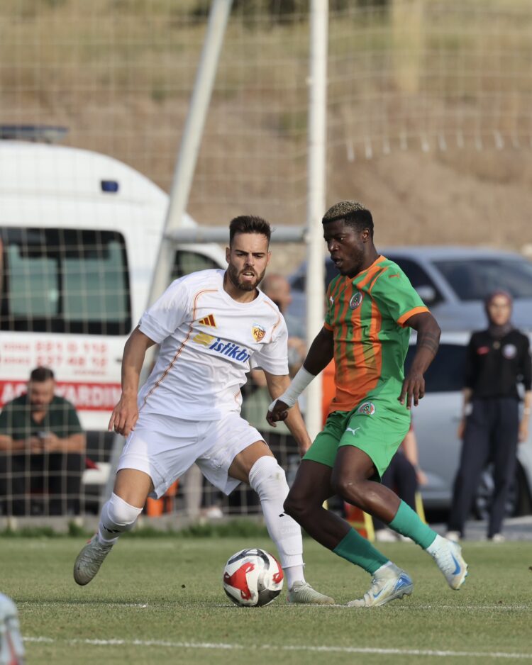alanyaspor kayserisporu 2 golle gecti habermeydan