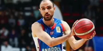 Anadolu Efes, Rıdvan Öncel ile yollarını ayırdı!