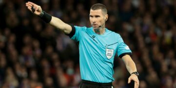 Beşiktaş-Shakhtar maçlarının hakemleri belli oldu!