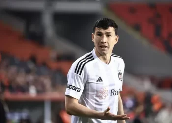 Beşiktaş, Bakhtiyor Zainutdinov ile yollarını ayırdı!