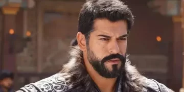 Burak Özçivit diziden ayrıldı sakalları kesti! İşte yeni imajı