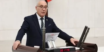 Gelecek Partisi’nden bir istifa daha: Milletvekili sayısı 4’e geriledi