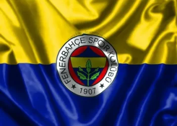 Fenerbahçe, 17 futbolcusunun sözleşmesini uzattı!
