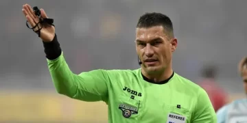 Fenerbahçe-Feyenoord rövanş maçının hakemi belli oldu!