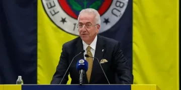 Fenerbahçe yönetiminde beklenen istifa açıklandı!
