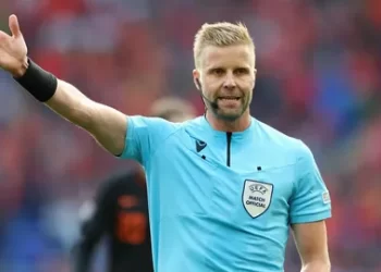 Feyenoord-Fenerbahçe maçının hakemi açıklandı!