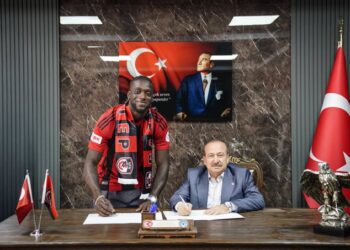 Gaziantep FK, Myenty Abena’yı renklerine bağladı!
