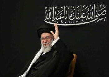 Hamaney İsrail savaşının ardından ilk defa görüntülendi