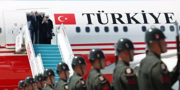 Erdoğan, Ekonomik İşbirliği Zirvesi için Hankendi’ye gitti