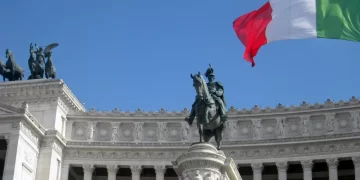 İtalya’dan yarım milyon kişiye çalışma izni: Yeni göç politikası yürürlüğe girdi