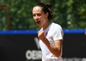 Zeynep Sönmez, Wimbledon’da 3. tura çıktı!