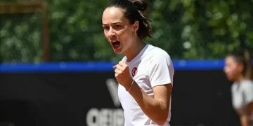 Zeynep Sönmez, Wimbledon’da 3. tura çıktı!