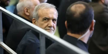 İran medyası paylaştı: Cumhurbaşkanı Pezeşkiyan savaş sırasında yaralandı