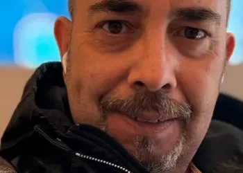 Şafak Güçlü kansere yenik düştü hayatını kaybetti!