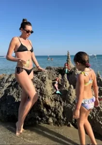 sinem kobal bikinili tatil pozlari2 habermeydan