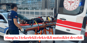 Sinop’ta, 3 tekerlekli elektrikli motosiklet devrildi!