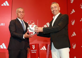 TFF’nin, resmi futbol topu sponsoru Adidas oldu!