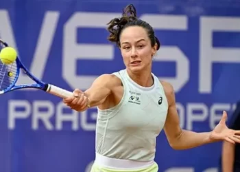 Wimbledon’da tarih yazan Zeynep Sönmez kimdir? kaç yaşında ve nerelidir?