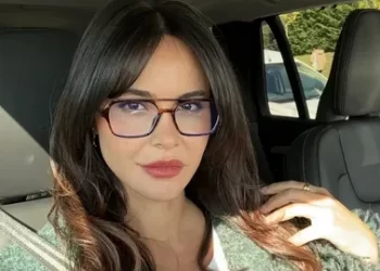 Zeynep Sever Demirel: Babasına benziyor diyeni engellerim