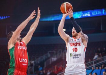 12 Dev adam, EuroBasket’te 3’te 3 yaptı!