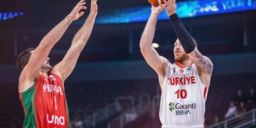 12 Dev adam, EuroBasket’te 3’te 3 yaptı!