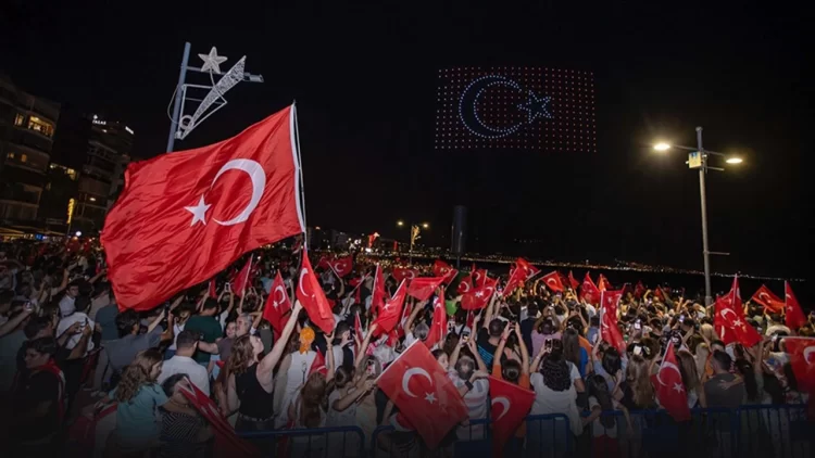 30 Ağustos resmi tatil mi?
