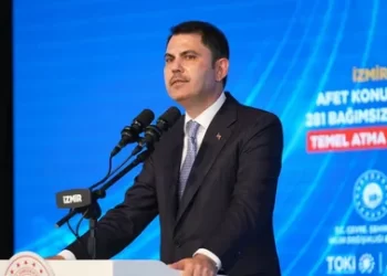 Bakan Kurum: Yangının 1 ay sonrasında İzmirli kardeşlerimize verdiğimiz sözü yerine getiriyoruz