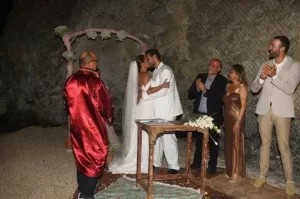Bestemsu ozdemir hamilemi sorusuna nikah sahidi son noktayi koydu1 habermeydan