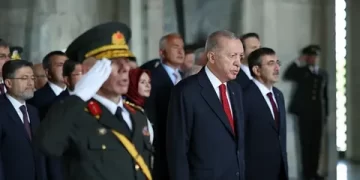 Cumhurbaşkanı Erdoğan ve YAŞ üyeleri Anıtkabir’i ziyaret ediyor