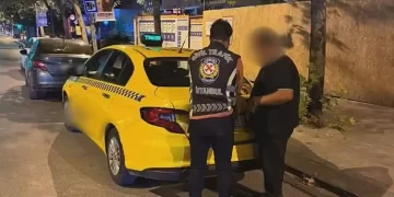 Bakan Yerlikaya duyurdu! Drift yapan taksicinin ehliyetine 2 ay el konuldu