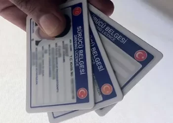 Bakan Yerlikaya duyurdu! Ehliyet yenileme süresi 3 ay uzatıldı