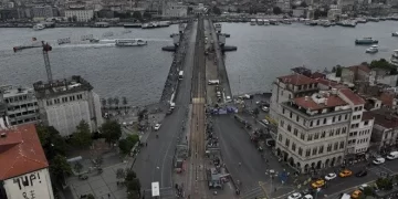 Galata Köprüsü trafiğe kapatılacak!