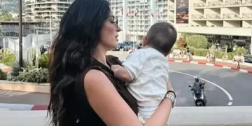 Melisa Aslı Pamuk’tan Monaco’da aile pozu!