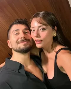 Sila Turkoglu sevgilisinden ask dolu yeni poz1 habermeydan