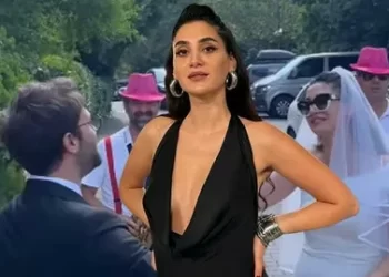 Sitare Akbaş ve Cengiz Orhonlu evleniyor! Sade gelinliği göz kamaştırdı